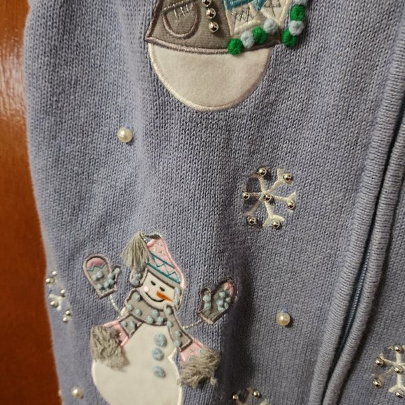 Women's Petite CB Collections Embroidered Snowman Zip Up Sweater Vest - Picture 7 of 9